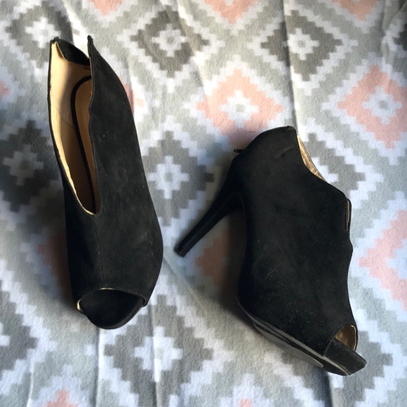 Black Suede Platform Peep Toe - Picture 3 of 3
